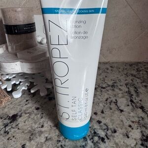 St. Tropez White and Blue Self Tan Classic Bronzing Lotion
